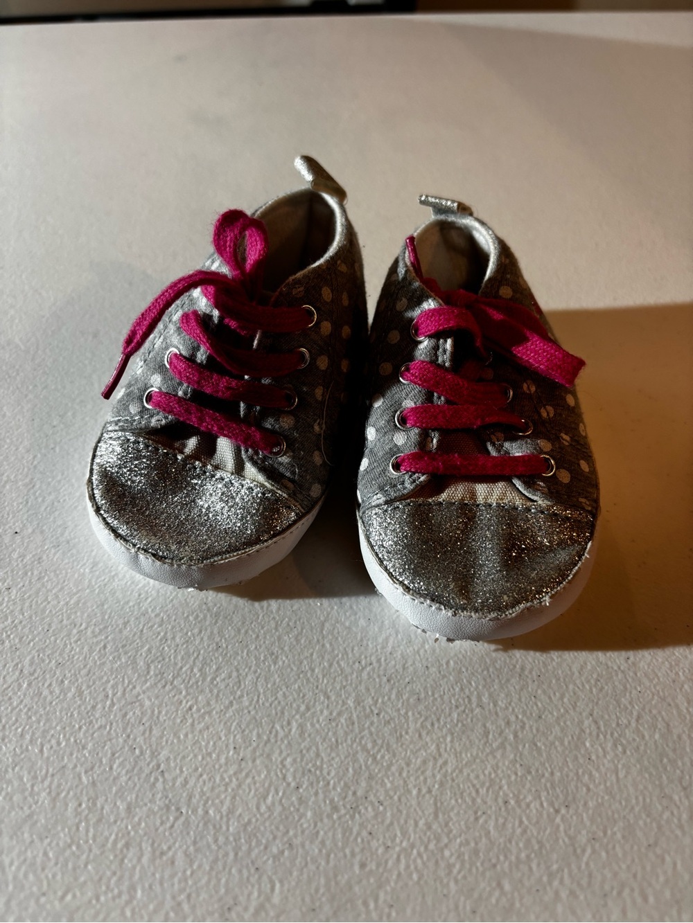 Roxy Silver Polka Dot Sneakers with Pink Laces